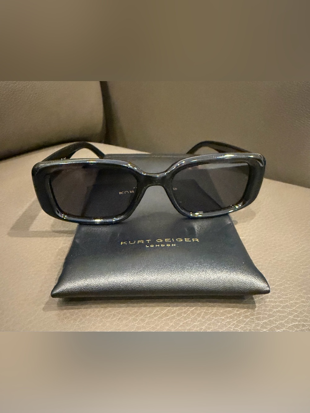 New!Kurt Geiger Black Rectangular Sunglasses